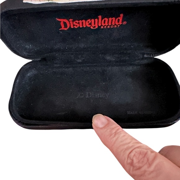 Disneyland Resort Mickey Mouse Whoopee Party Eyeglass Case RARE FIND - Picture 5 of 5